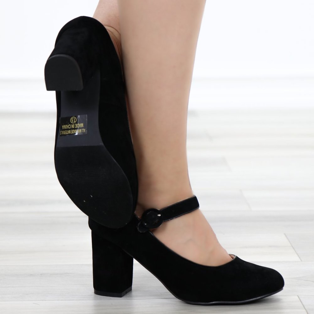 Cute Black Faux Suede Chunky Heel Pumps - Picture 4 of 13